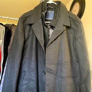 Náutica WOOL Pea Coat , Size L , in the color BLACK .